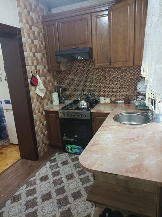 Своя 4/1/4 Юнусабад 19-кв 100м2 Заоните