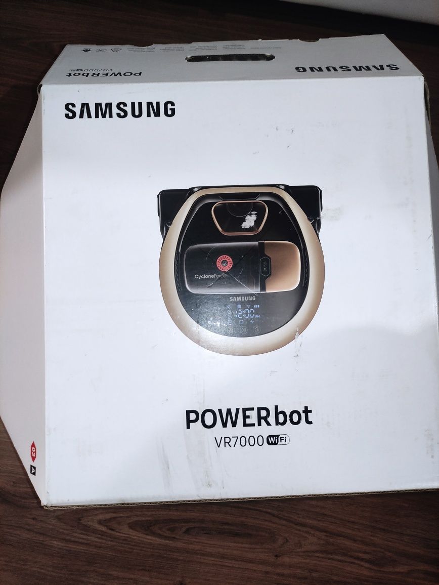 Робот пылесос Samsung PowerBOT VR7000