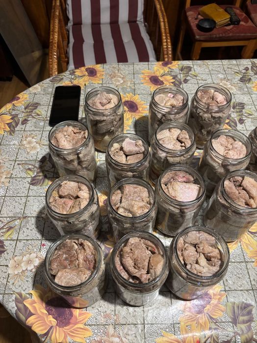 Свинско в буркан 720 мл. -12 лв Коледна туршия 720мл-8 лв / 3л.-20 лв