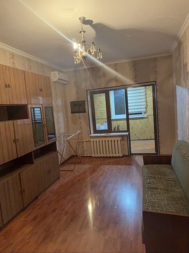 Сдаю квартиру на центре луначарского