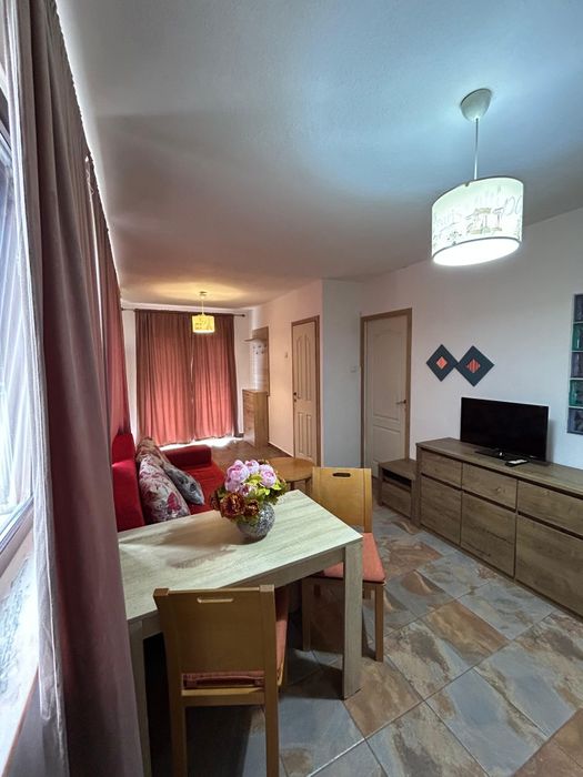 Inchiriez apartament cu doua camere