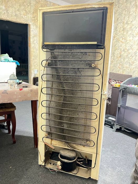 Продам холодильник