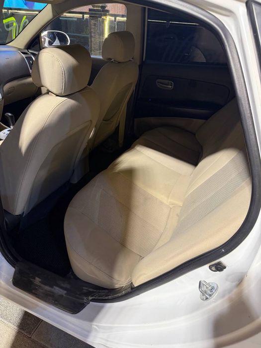 Hyundai Avante Aftomat karopka ideal holatda