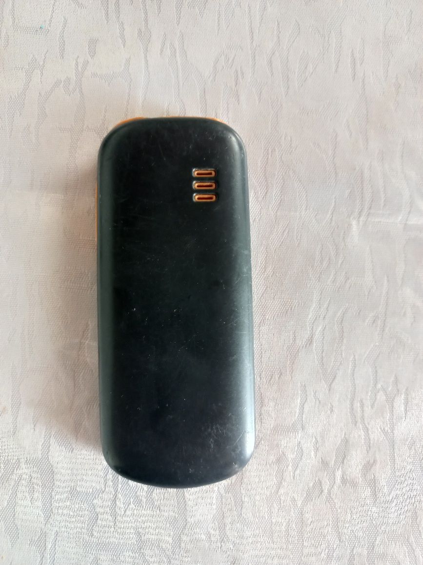 Nokia 1280 korpus almashtrlsa boldi