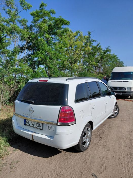 Vând Opel Zamfira B 7 locuri