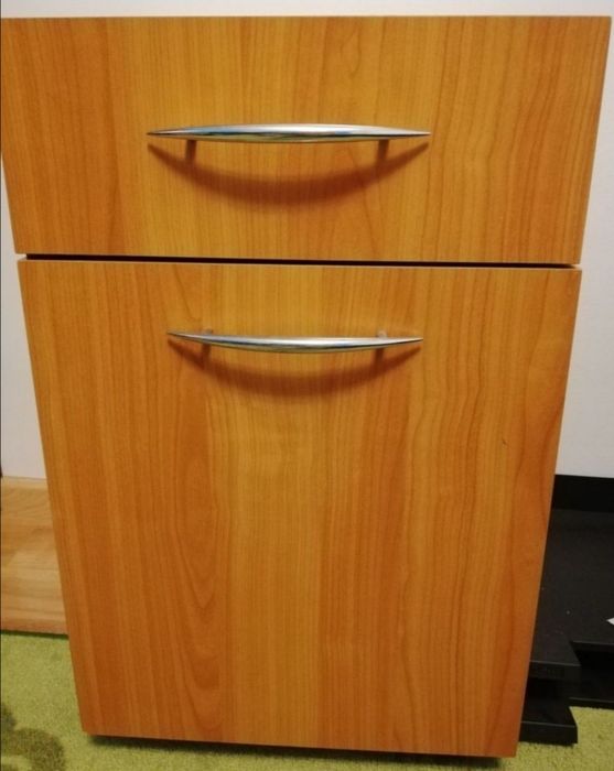 Birou pe colț 120/140cm (cireș)