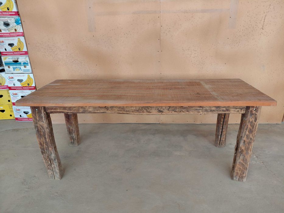 Маса трапезна старинен стил