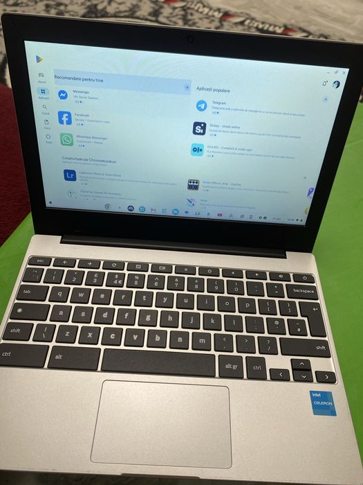 Vand sau schimb  leptop (Samung Iphone)