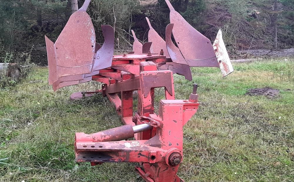 Plug Landsberg reversibil cu 3 brazde