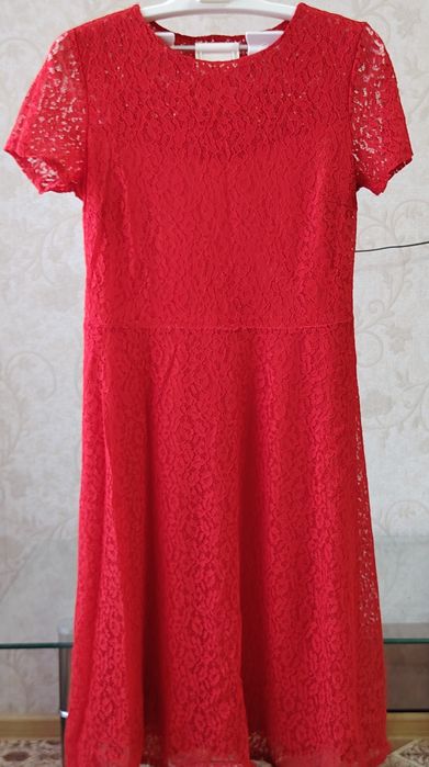 Продам платье женское