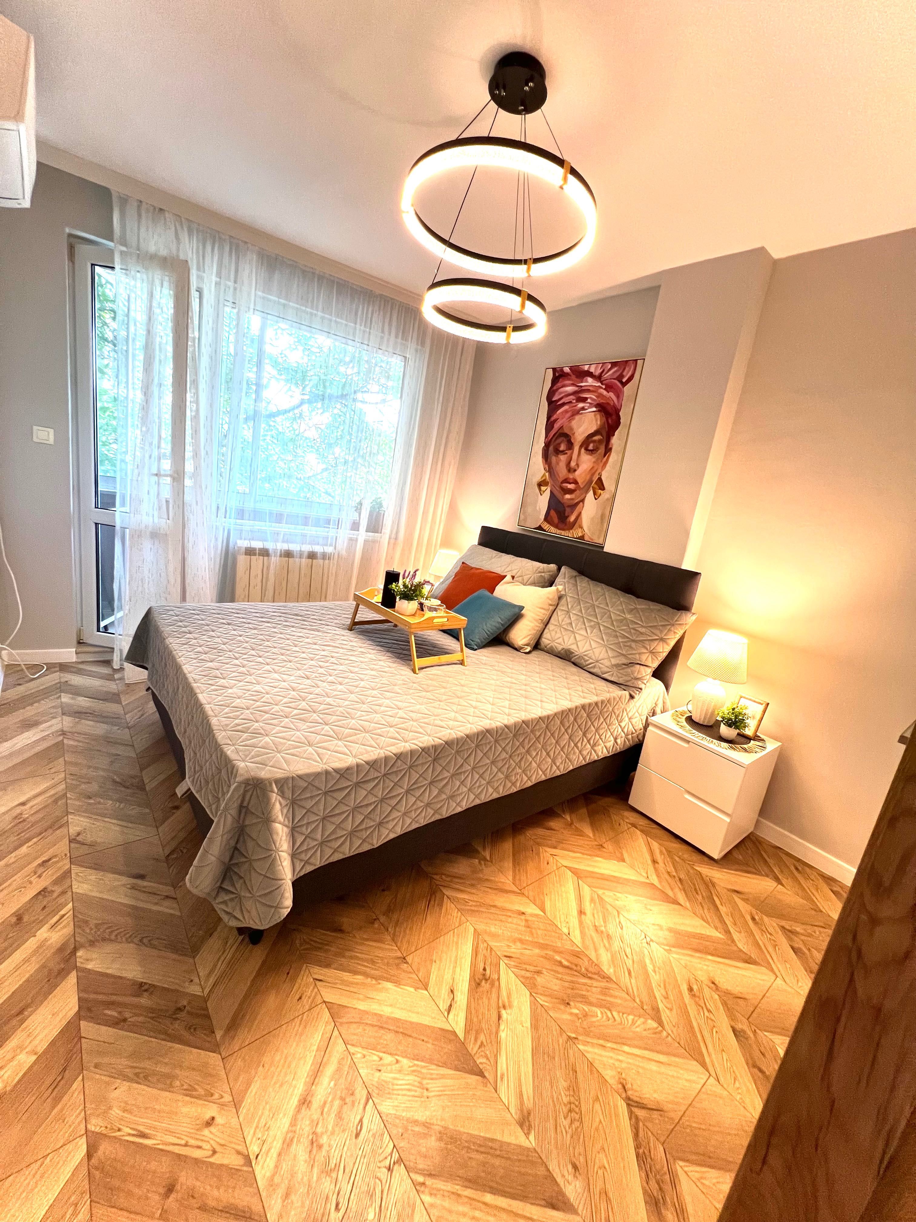 Продавам 3 стаен апартамент