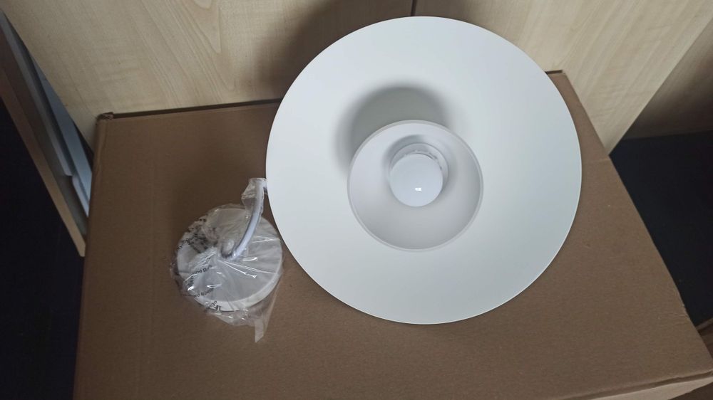 Lampă pendul de plafon