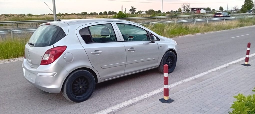 Opel Corsa Бензин -Газ