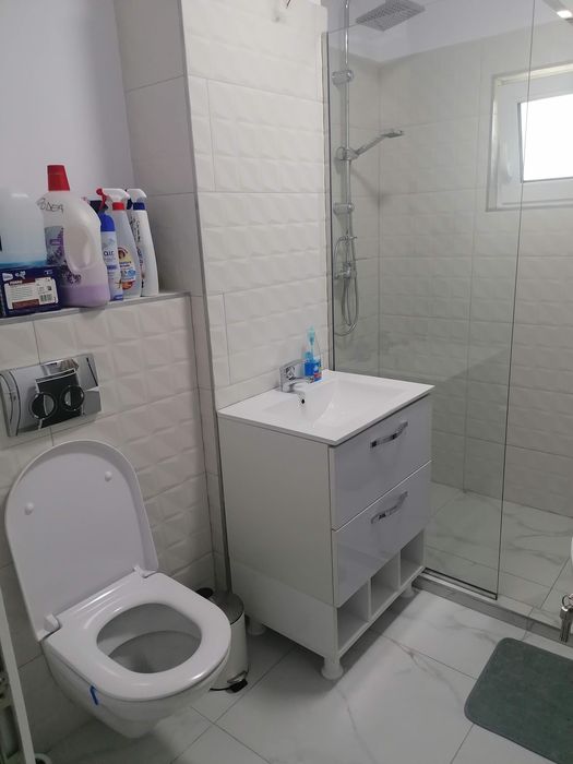 Apartament doua camere de închiriat