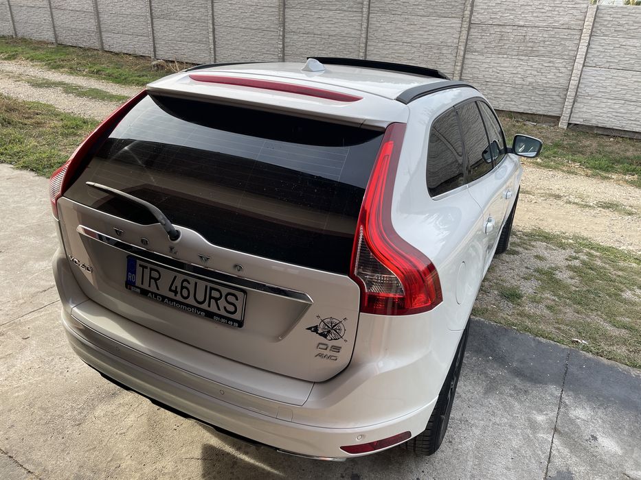 VOLVO XC 60 2.4 d5  250 Cai Avariat