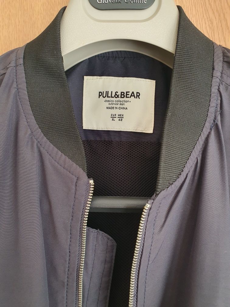 Vand geaca PULL&BEAR de barbati