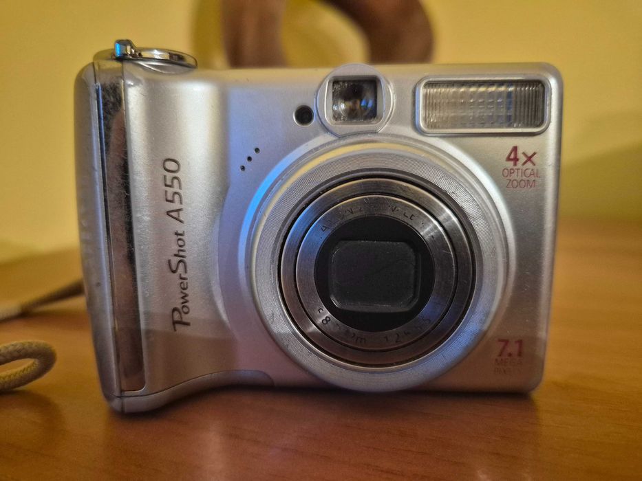 Aparat foto compact Canon Powershot A550 camera 7.1 MP
