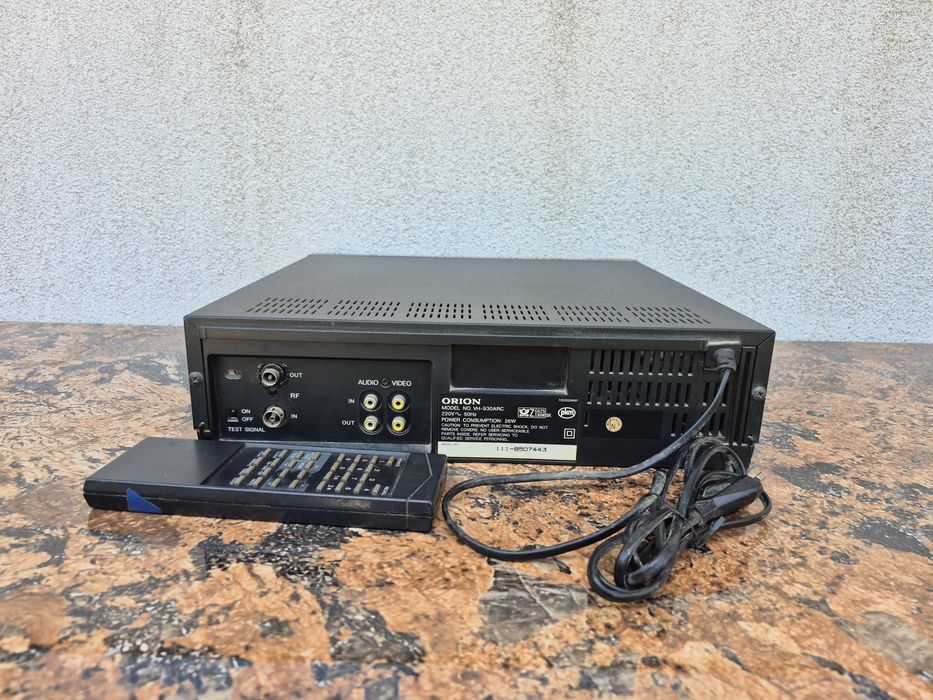 Vand video marca Orion model VH 930ARC , made in GERMANY 

- HQ

- AC/