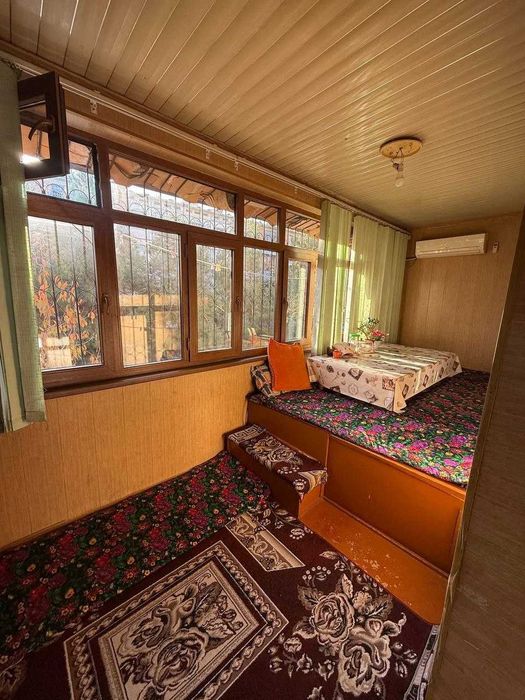 Uy Sotiladi 78kv metr