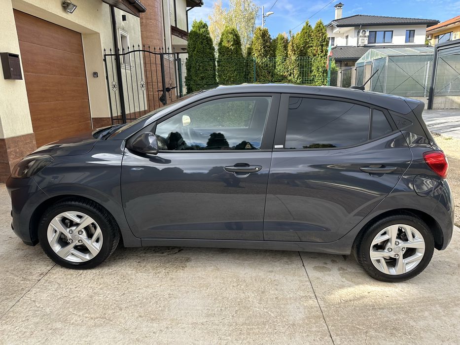 hyundai i10 exclusive