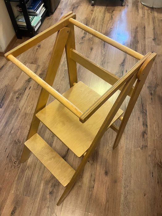 Сгъваема монтесори кула