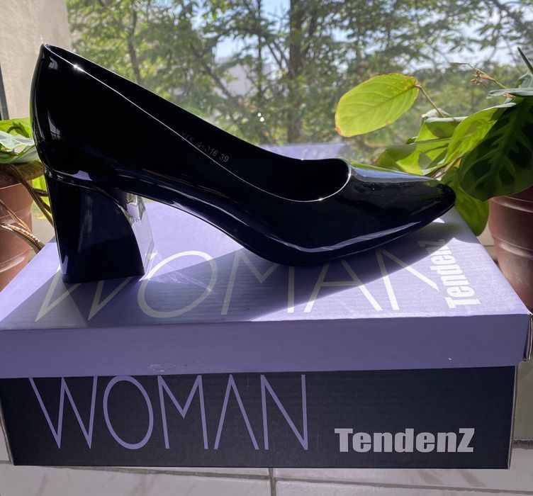 Чисто нови обувки Tendenz 39 р.