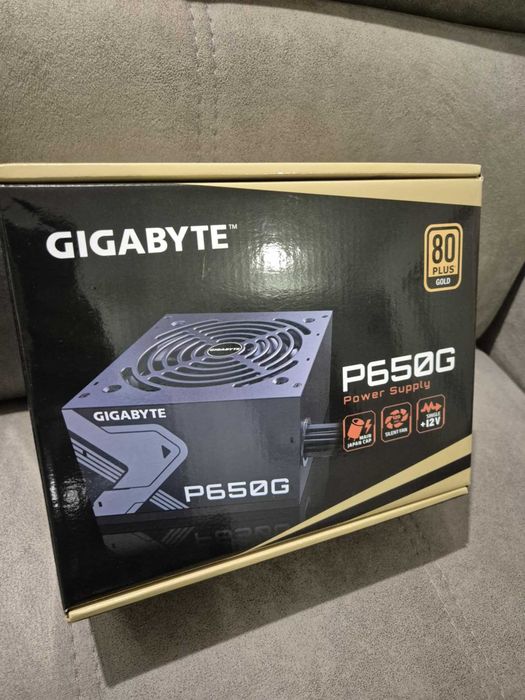 Компютърни компоненти - охлаждане, захранване, мишка, слушалки