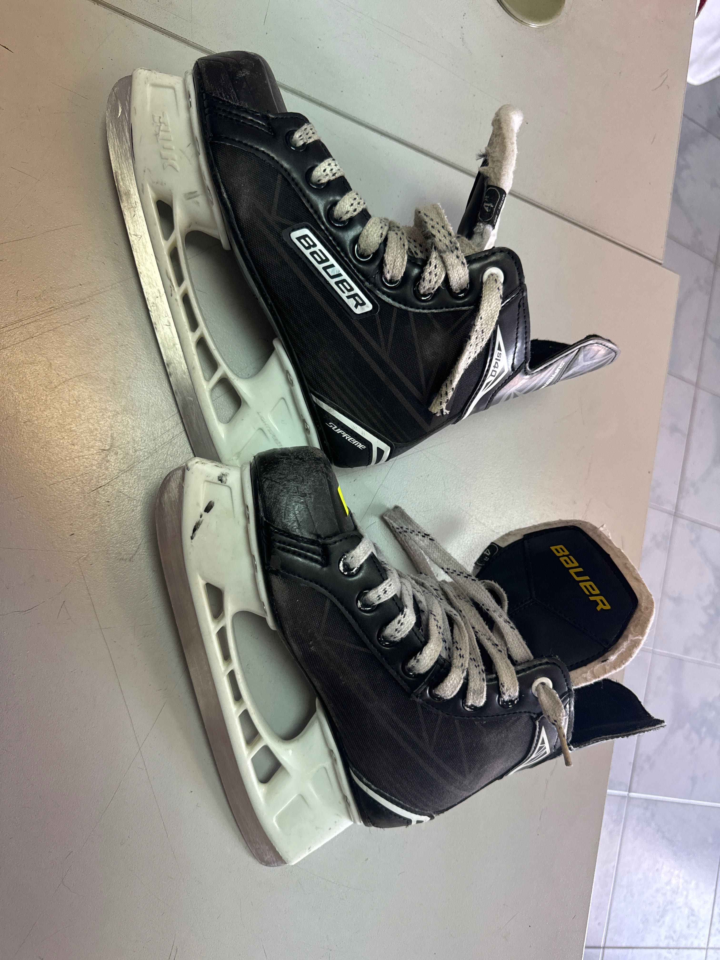Кънки за хокей на лед Bauer Supreme S140