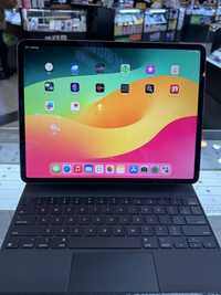 iPad Pro 12.9 + Cellular + Keyboard 2020g