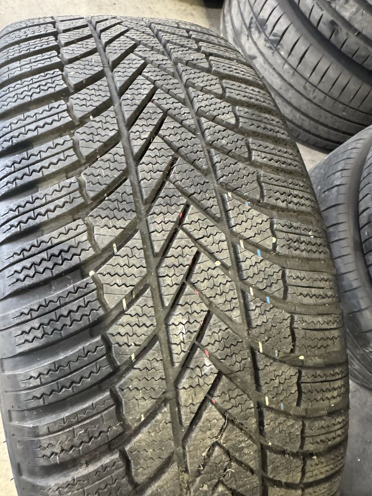 BMW 285 40 20 / 255 45 20 Bridgestone BMW