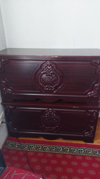 Sandiq 2ta sotiladi baqvat ishlangan 2tasi 100$