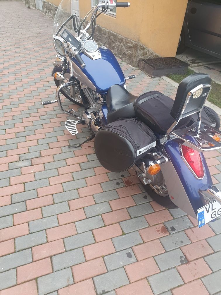 Vând sau schimb Honda