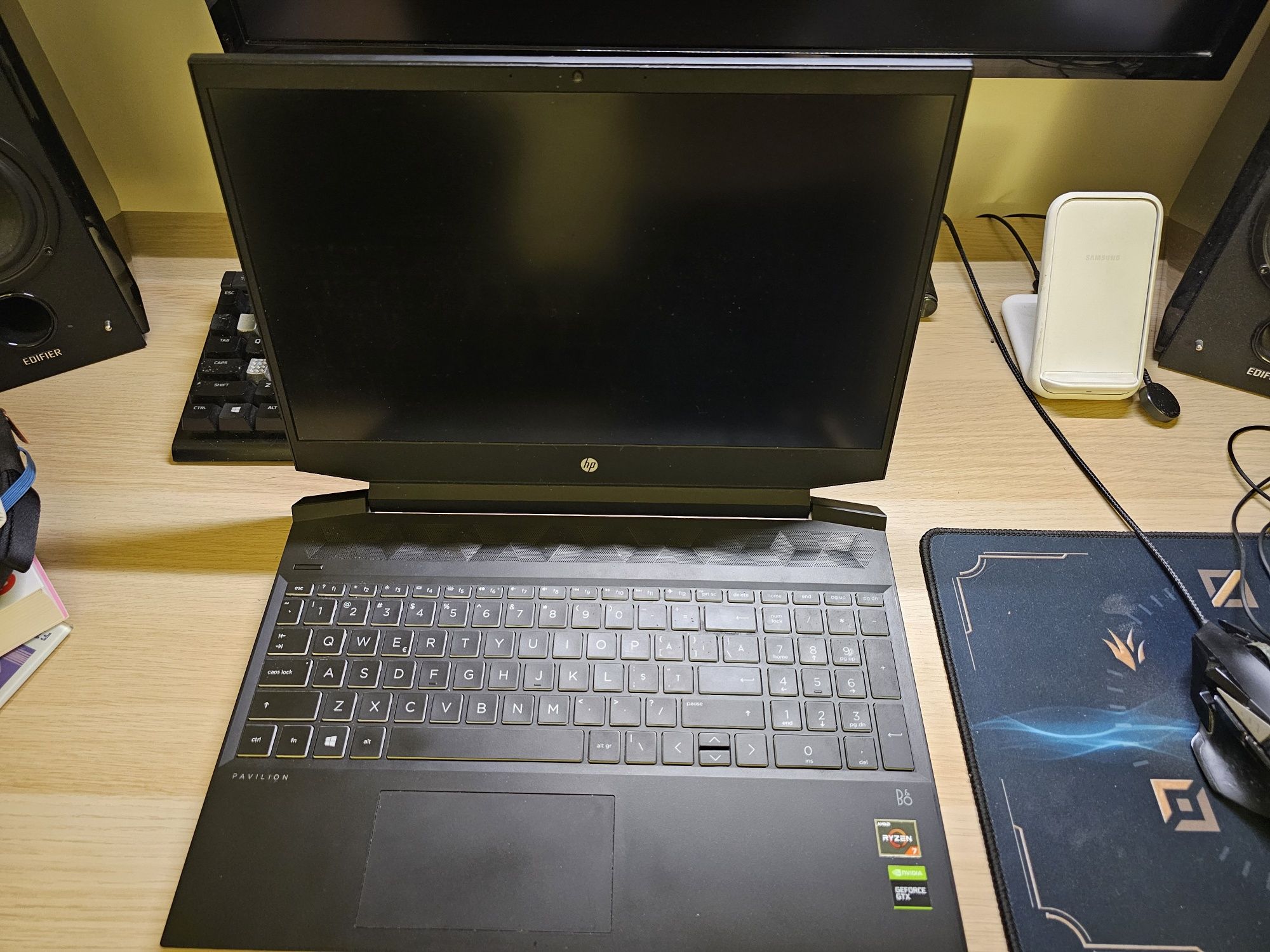 Laptop HP gaming Ryzen 7 GTX 1660 TI