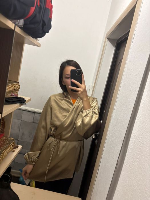 Новый кофта вечерний