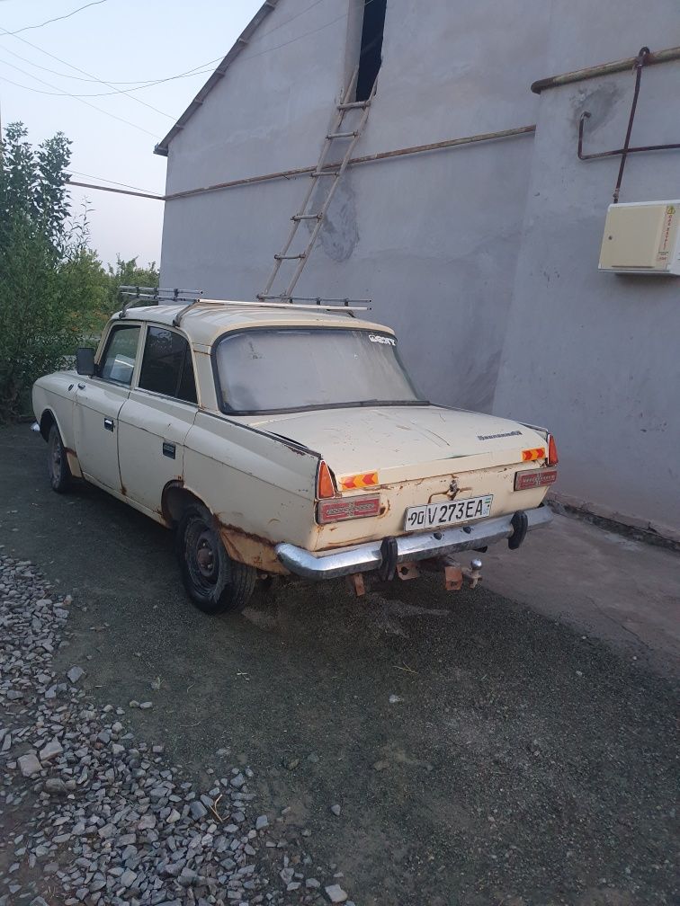 Москивич 412 сотилади 1987 йил метони бор