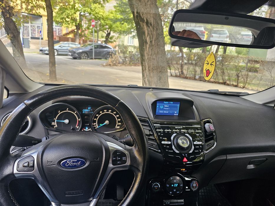 Ford Fiesta Titanium x new model 1.5 tdci 2016