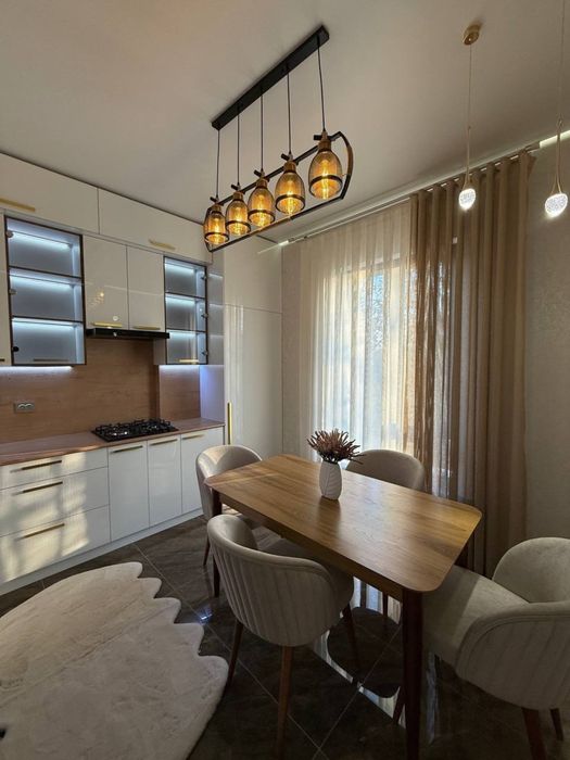 В продаже Налоговая/Обл. ГАИ мирзо улугбек 2/4/8 55м2