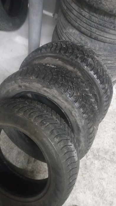 Продам шины три шт