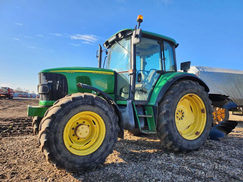 Tractor John Deere 6320 S, an 2005,  AC, 4x4, stare perfecta. IMPORT