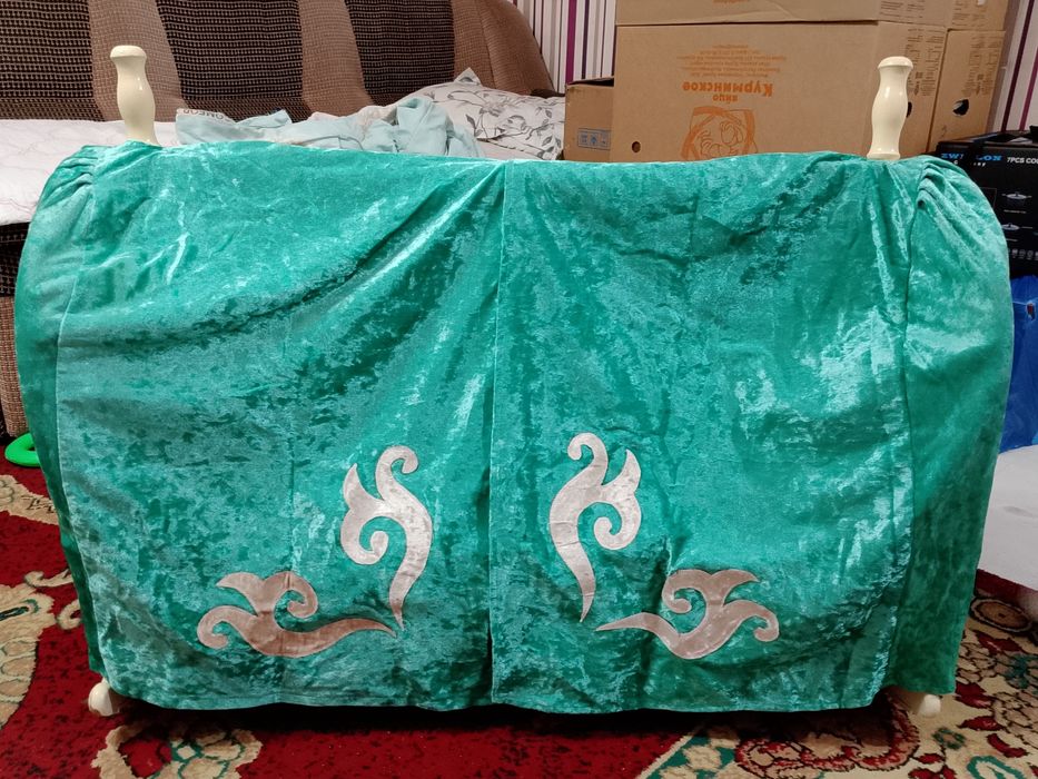 Бесік сатамын , бесік детский