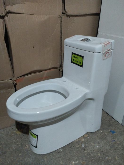 Унитаз моноблок литой