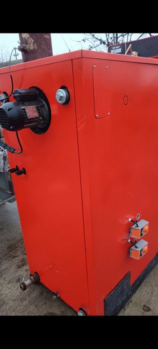 Centrala pe lemne cu gazificare Froling