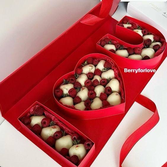 Акция клубника в шоколаде