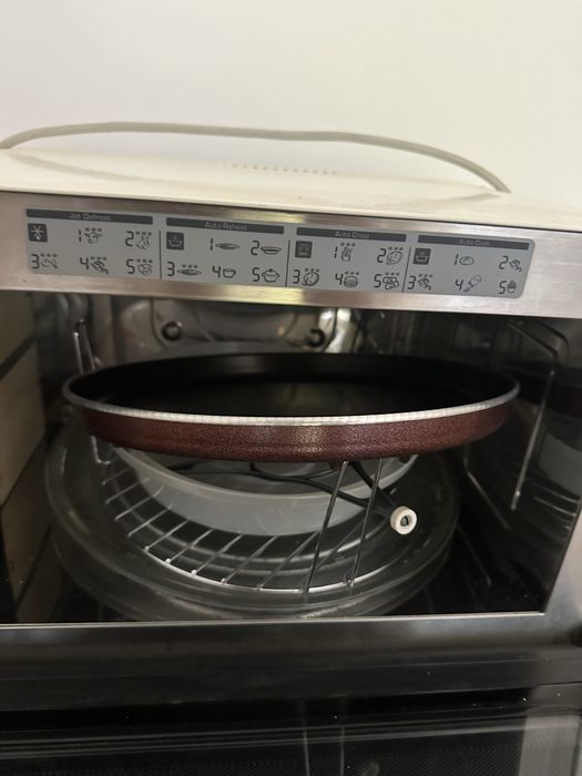 Cuptor cu microunde /Nou