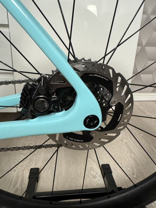 Cursiera Bianchi Specialissima di2 2025 Dura Ace 12V
