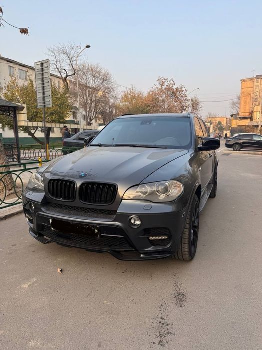 BMW X5 50i 2011yil