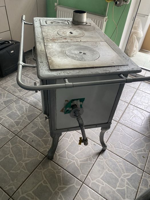 Vand plita fonta pe gaz