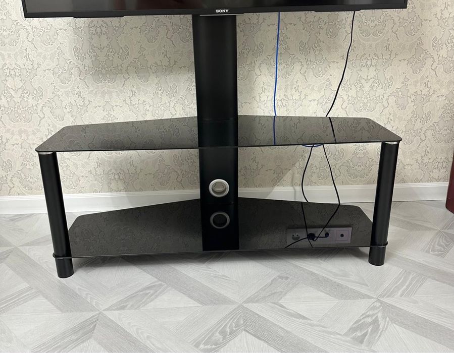 Подставка для телевизора