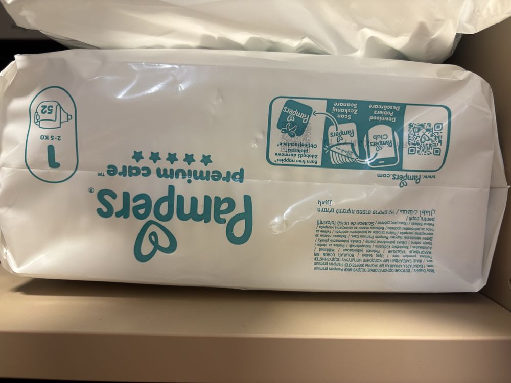 89 броя Pampers Premium Care 1, 3-5kg