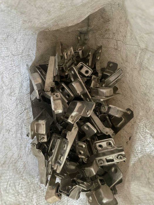 Yarim tayyor mebellar hammasi sotiladi